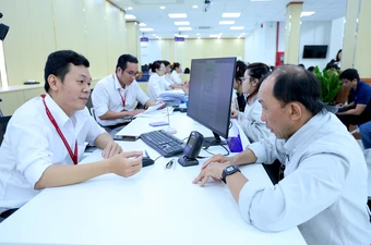 TP.HCM: Từ 20-7, người yếu thế được hỗ trợ giải quyết thủ tục hành chính tại nhà