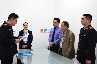 Khởi tố, bắt tạm giam cựu Chánh án TAND Cấp cao tại Đà Nẵng Nguyễn Văn Bường