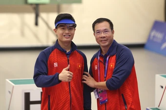 Xạ thủ Phạm Quang Huy đưa Việt Nam bật nhảy trên bảng xếp hạng ASIAD 19