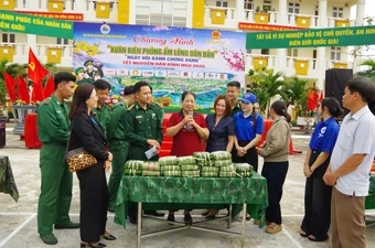 Tết của người lính biên phòng ở đảo tiền tiêu Lý Sơn