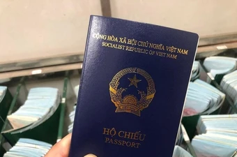 Cấp bách khắc phục sự cố hộ chiếu mẫu mới 