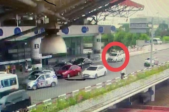 Từ thùng thư góp ý, an ninh sân bay tìm ra tài xế taxi 'chặt chém' du khách 2,4 triệu đồng