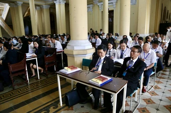 Không có bằng cử nhân luật nhưng có bằng thạc sĩ luật vẫn được làm luật sư: Nên hay không?