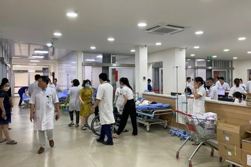 Sở Y tế Vĩnh Phúc công bố nguyên nhân khiến 438 công nhân ngộ độc, phải nhập viện cấp cứu