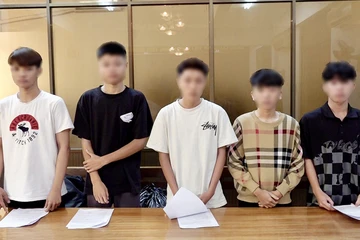 Thay đổi tội danh với nhóm thanh thiếu niên ở An Giang vô cớ chém người 