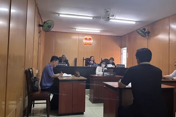Tòa bác yêu cầu vụ nhạc sĩ Viên Nghiệp kiện ca sĩ Quang Lập