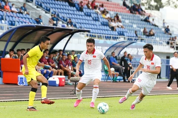 Malaysia lo lắng trước trận cầu sinh tử với U-23 Việt Nam