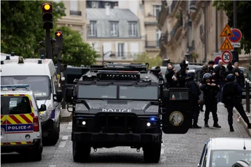 Pháp bắt đối tượng dọa đánh bom lãnh sự quán Iran ở Paris
