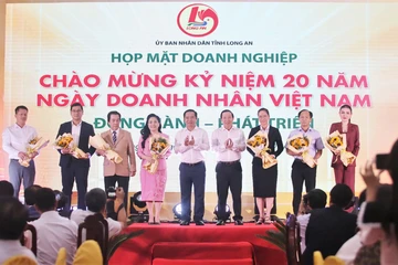 Chủ tịch UBND tỉnh Long An: Mong muốn Doanh nghiệp đến với Long An như về nhà mình