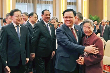 Chủ tịch Quốc hội Vương Đình Huệ chia sẻ về tình hữu nghị Việt - Trung