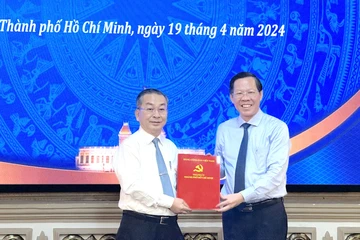 Bí thư quận 8 Võ Ngọc Quốc Thuận làm Giám đốc Sở Nội vụ TP.HCM