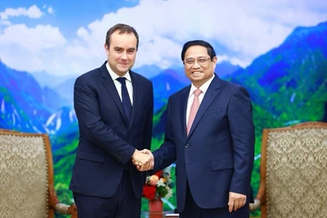 Tổng thống Pháp Macron rất mong muốn được tới thăm Việt Nam