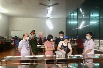 Thông tin mới vụ 33 học sinh tiểu học ở Quảng Ninh nhập viện sau bữa ăn trưa