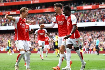 ‘Hủy diệt’ Bournemouth, Arsenal vẫn trên đỉnh Premier League