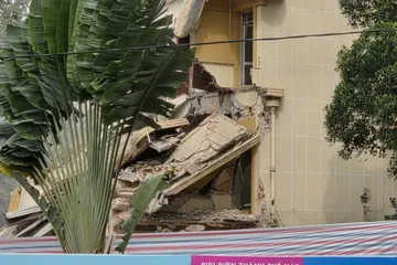 Tháo dỡ 3 biệt thự cũ trong khu đất số 1 Lý Thái Tổ