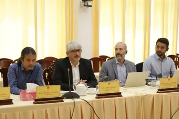 Cơ quan phát triển Pháp họp với Cần Thơ về dự án 1.200 tỉ ở Ngã Bảy