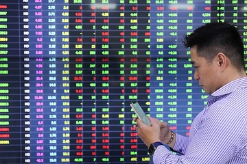 ​Chứng khoán 16-12: VN-Index lội ngược dòng ngoạn mục