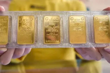 Bên trong cuộc giằng co của giá vàng: Cơ hội hay rủi ro với người mua vàng?