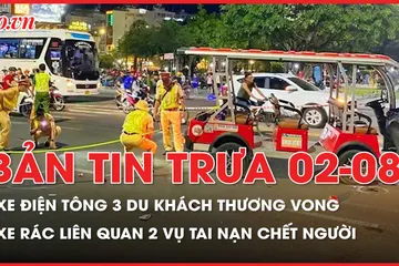 Bản tin trưa 2-8: Bị xe điện tông, 3 du khách đi bộ thương vong; Chiếc xe rác liên quan 2 vụ tai nạn chết người 