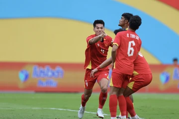 Bóng đá Việt Nam toàn thắng ở SEA Games 33