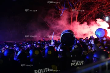 Sốc: Bắt giữ 29 người cá độ và dàn xếp tỉ số bóng đá