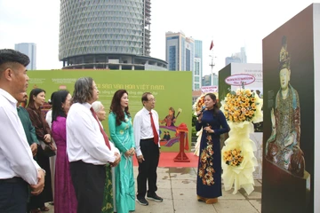 TP.HCM: Gần 200 hiện vật kể câu chuyện di sản văn hóa Việt Nam