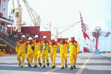 Tiền thưởng Tết Nguyên đán ở Tây Ninh cao nhất lên tới 600 triệu đồng