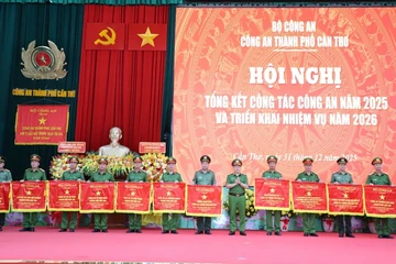 Video: Thứ trưởng Nguyễn Văn Long chỉ đạo 3 yêu cầu trọng tâm đối với Công an TP Cần Thơ