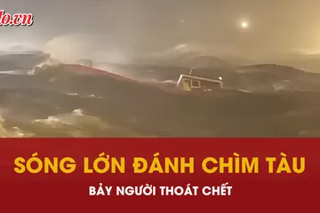 Bão số 13: Bảy người thoát chết trong gang tấc giữa sóng dữ đầm Đề Gi