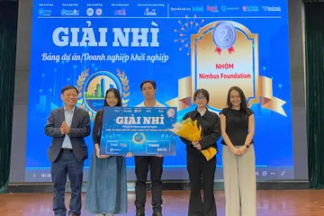 Dự án làm than từ vỏ tỏi bất ngờ 'ẵm' giải cao nhất về đô thị thông minh