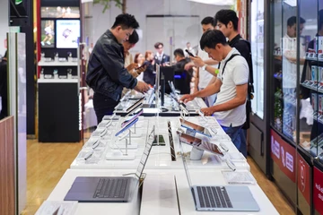 Đồ điện tử, công nghệ là nhóm hàng 'hot' dịp Tết 2026