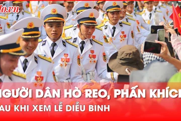 Người dân bày tỏ phấn khởi vì được 'mãn nhãn' khi xem lễ diễu binh, diễu hành
