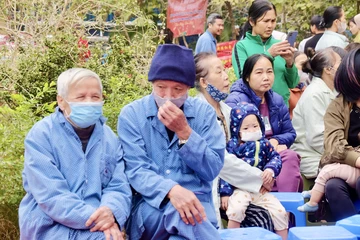 Người cao tuổi ngày càng nhiều, y tế cơ sở cần thay đổi