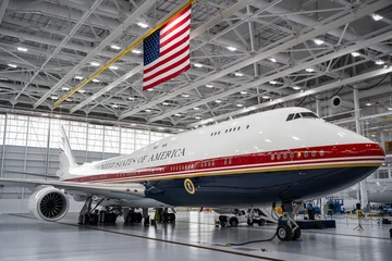 Ông Trump tiết lộ mẫu Air Force One mới do Qatar tặng