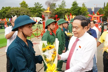 Hơn 9.000 thanh niên TP.HCM hăng hái lên đường nhập ngũ