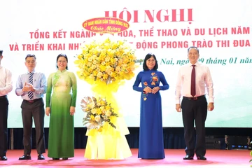 Phát triển văn hóa, con người Đồng Nai 