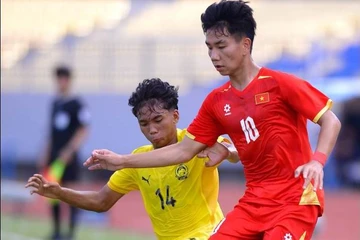 Nóng: Việt Nam lại thắng đậm Malaysia 