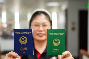 Hộ chiếu tăng bậc, khách Việt đi 48 nước không cần xin visa