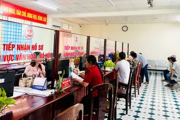 Người dân Cần Thơ mong chính quyền nâng cao năng lực của cán bộ, công chức, viên chức