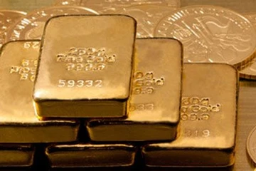 Vàng, bạc 'rơi tự do', bốc hơi hàng chục triệu đồng mỗi lượng nhưng...