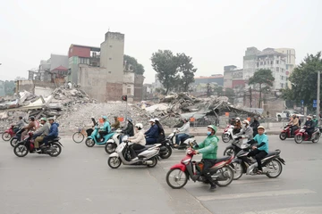Hà Nội dự kiến hỗ trợ tối đa 20 triệu đồng để người dân đổi xe máy xăng sang xe điện