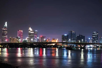 Sài Gòn về đêm có gì lạ?