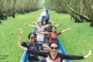 Những chuyến tour đàn bà