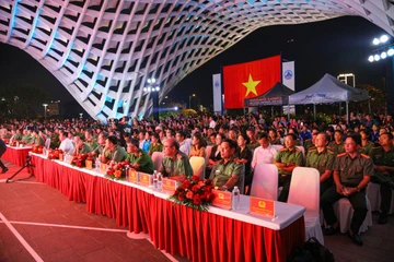 Quang cảnh lễ khai mạc. Ảnh: TN