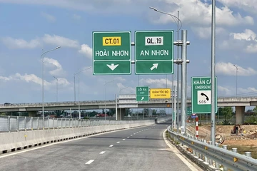 Lý do 267 km cao tốc Bắc – Nam qua miền Trung chưa được khai thác