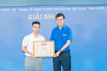 Trao giải cuộc thi sáng tác tranh cổ động, tuyên truyền Đại hội Đoàn toàn quốc lần thứ XIII