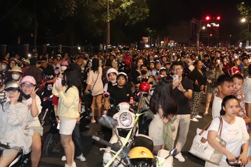 Danh sách bãi gửi xe và số điện thoại khẩn cấp khi đi xem pháo hoa giao thừa tại Cần Thơ