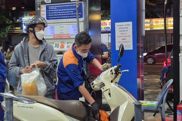 Trước biến động ở Trung Đông, Bộ Công Thương thông tin về nguồn cung xăng dầu trong nước