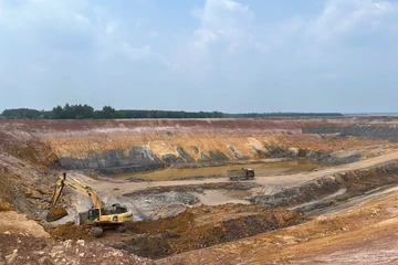 Phát động thi đua đẩy nhanh tiến độ các dự án điện trọng điểm năm 2026