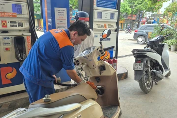 Petrolimex công bố giá xăng sinh học E10, gần 25.000 đồng/lít